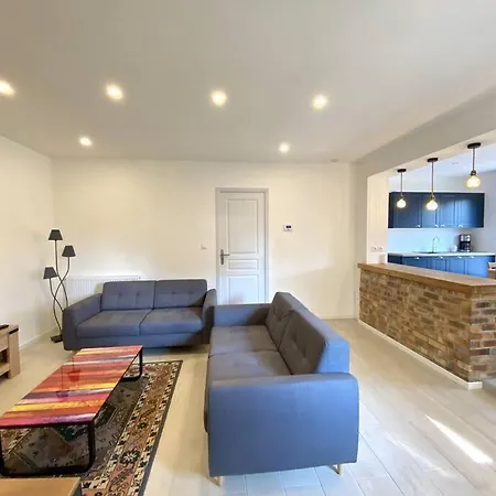La Dolce Vita Familiale - 6 Personnes - Parking - Wifi - Jardin 9 Minutes Des Plages *