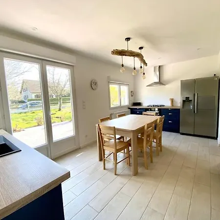 La Dolce Vita Familiale - 6 Personnes - Parking - Wifi - Jardin 9 Minutes Des Plages *